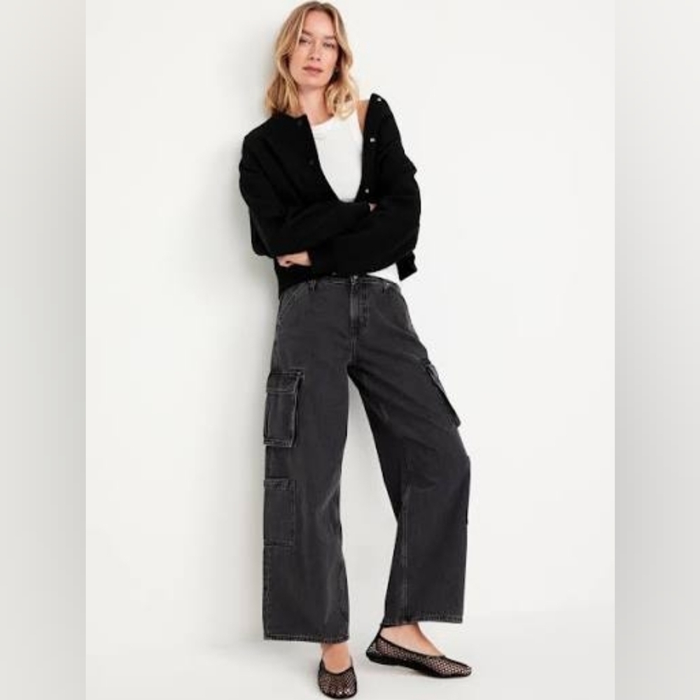 Old Navy Mid-Rise Baggy Cargo Jeans Black